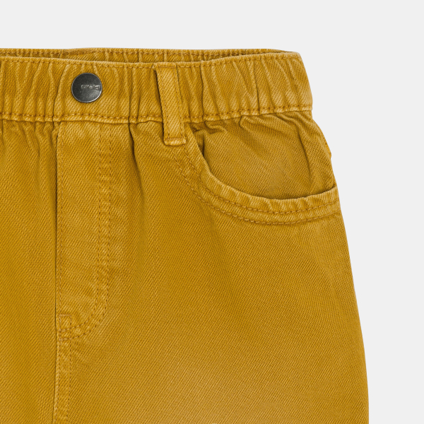 شورت برمودا كاجوال من القماش المصبوغ بلون الكاري للأولاد